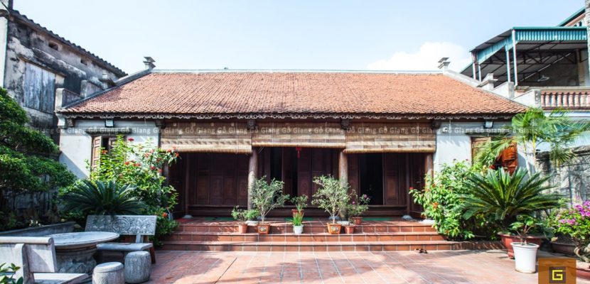 Nhà gỗ 5 gian 18 cột có buồng gói